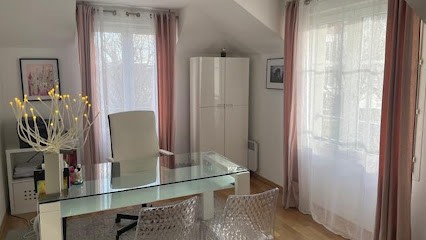 Sirquel-Bernez Claire, Avocat à Voisins-le-Bretonneux