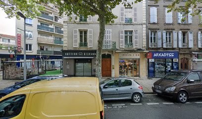 Buttet Emma, Avocat à Millau
