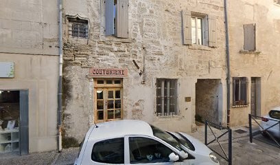 Avocat Savine Demarquette-Marchat, Avocat à Villeneuve-lès-Avignon