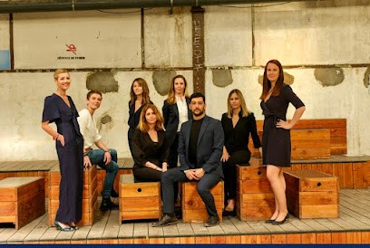 Harnist Avocat, Avocat à Nîmes