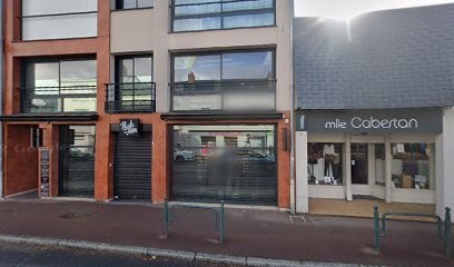 Saiche Malika, Avocat à Sainte-Luce-sur-Loire