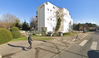 Smida Najet, Avocat à Vaulx-en-Velin