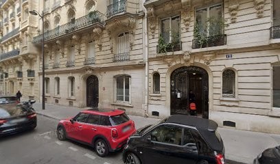 Constantin Hou, Avocat à Paris 17