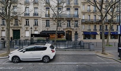 Fau Bernard, Avocat à Paris 08
