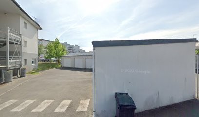 Adam Laurence, Avocat à Lorient