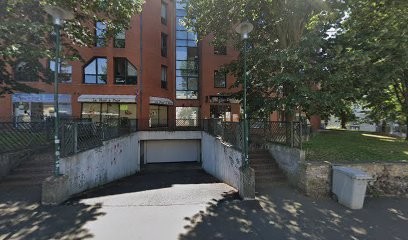 Edith NETO-MANCEL, Avocat à Plaisir