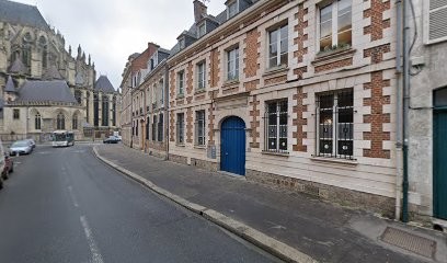 De Saint Amour Clarisse, Avocat à Amiens