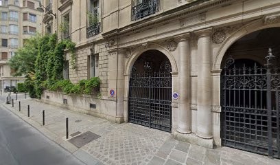 Maître Claire ETIENNE, Avocat à Paris 08