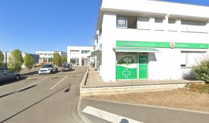 Léone Corinne, Avocat à Vertou