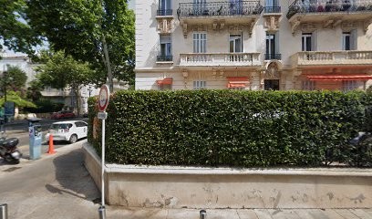 Lavie Pétra, Avocat à Cannes