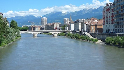 Romain JAY Avocat, Avocat à Grenoble