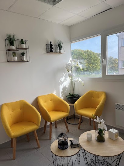 Maître Samira BENMERZOUG, Avocat à Blois