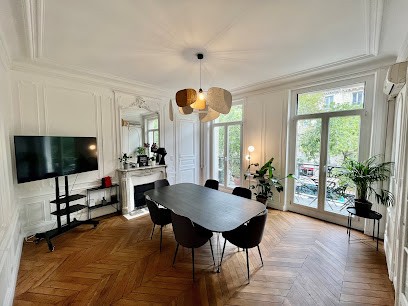 Aurélie Moine Avocat, Avocat à Paris 10