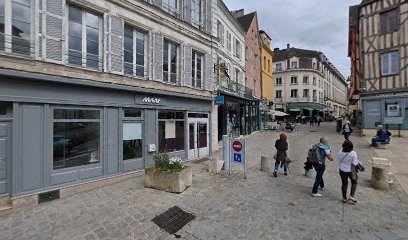 Cabinet LB Avocat - Me Leila BOUCHROU, Avocat à Auxerre