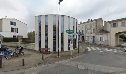 Me Pauline Bossant Avocate, Avocat à Niort
