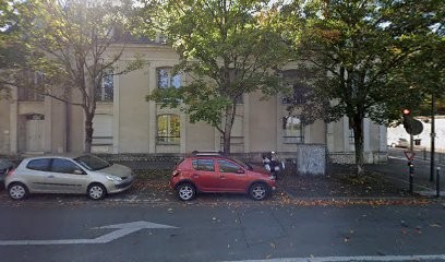 Lorente Maria Eléna, Avocat à Blois