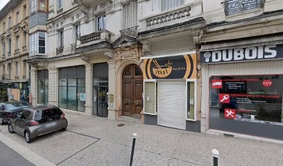 Camille Cléon Avocat, Avocat à Bourg-en-Bresse