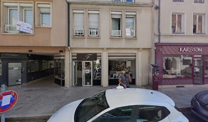 Halassi Yasmina, Avocat à Troyes