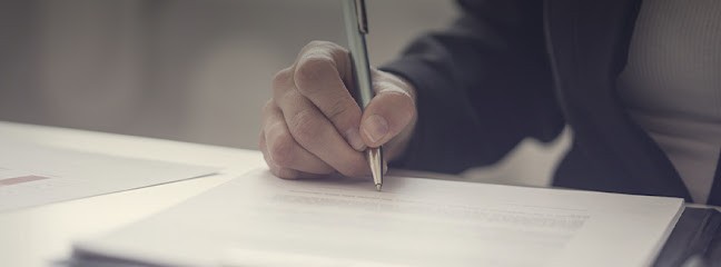 Camille Maury, Avocat à Nîmes