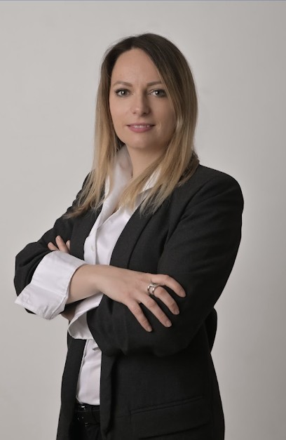 Maître Alexandra HUYGHE, Avocat à Cannes